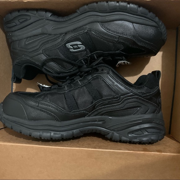 skechers work shoes size 15